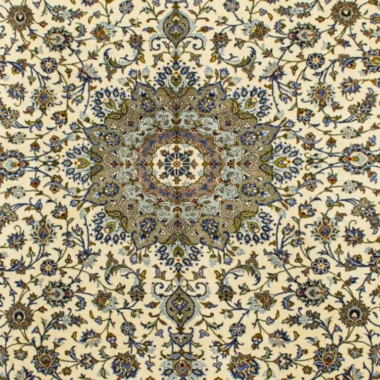 Persian Kashan Hand Knotted Neck lamb Wool Veg Dye Iran (361×260)cm, cream neutral kashan rug, close-up detail 2