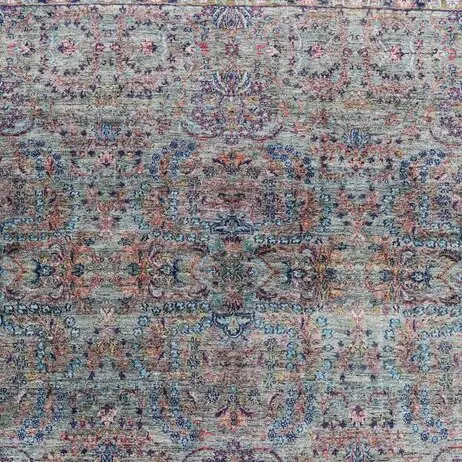 Saree Silk Veg Dye India (Rug 396 x 296)cm, green saree silk rug, close-up detail 1