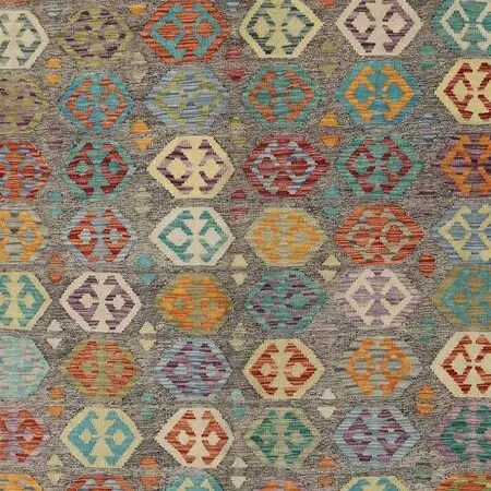 Choobi Killim Hexagons Rug 353×262cm, hexagon chobi kilim rug, close-up detail 2