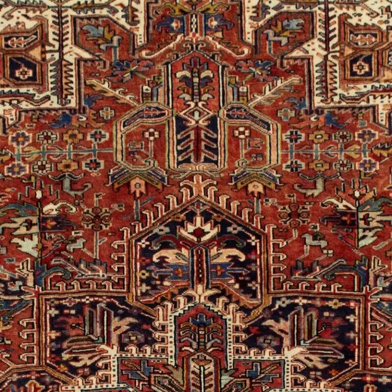 Heriz Hand Knotted N Z Wool Veg Dye Iranian(346×265)cm, red heriz black star rug, close-up detail 1