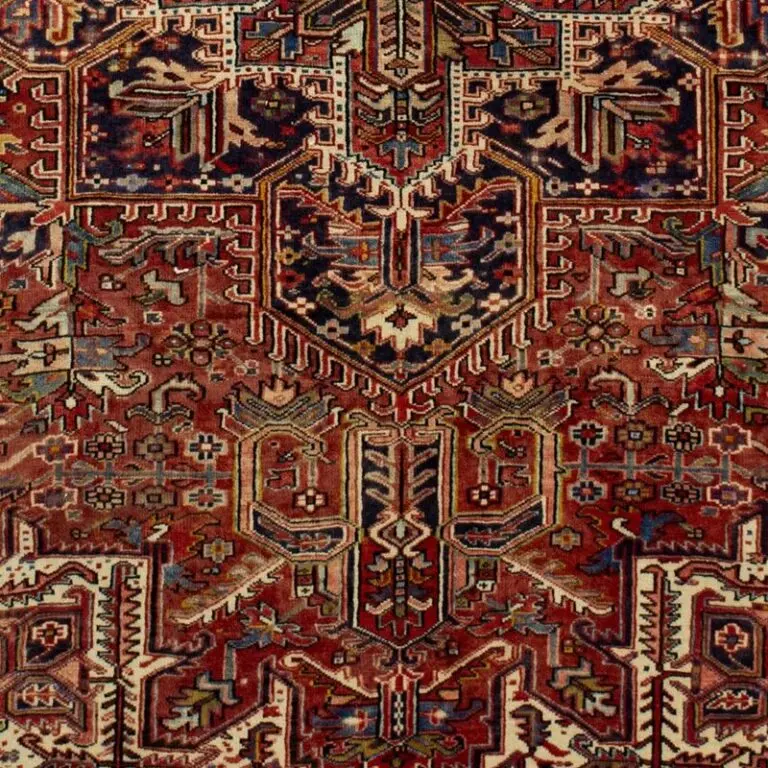 Heriz Hand Knotted N Z Wool Veg Dye Iranian(346×265)cm, red heriz black star rug, close-up detail 3