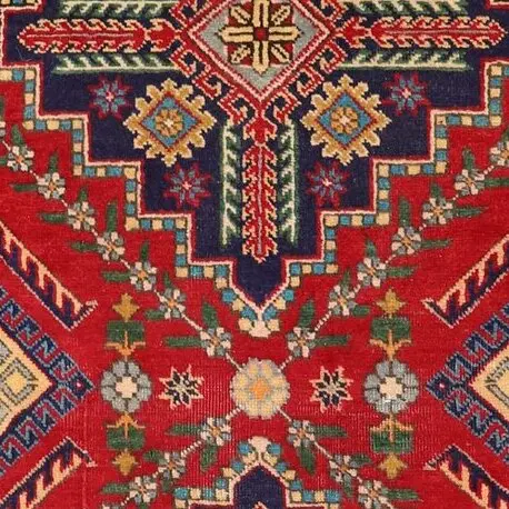 Tabriz Persian Wool Runner German Dye (445 x 80)cm, red tabriz persian runner, close-up detail 1