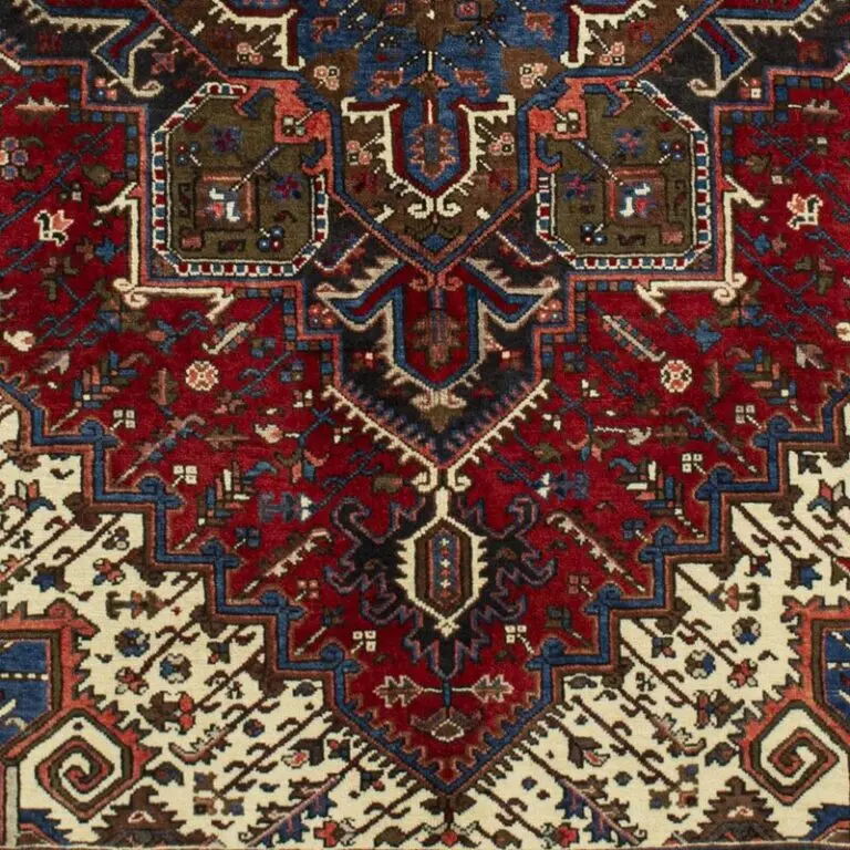 Heriz Tribal Hand Knotted Veg Dye NZ Wool Rug, Cream Frame Rust background Iran (282×225)cm, rust heriz cream frame rug, close-up detail 3
