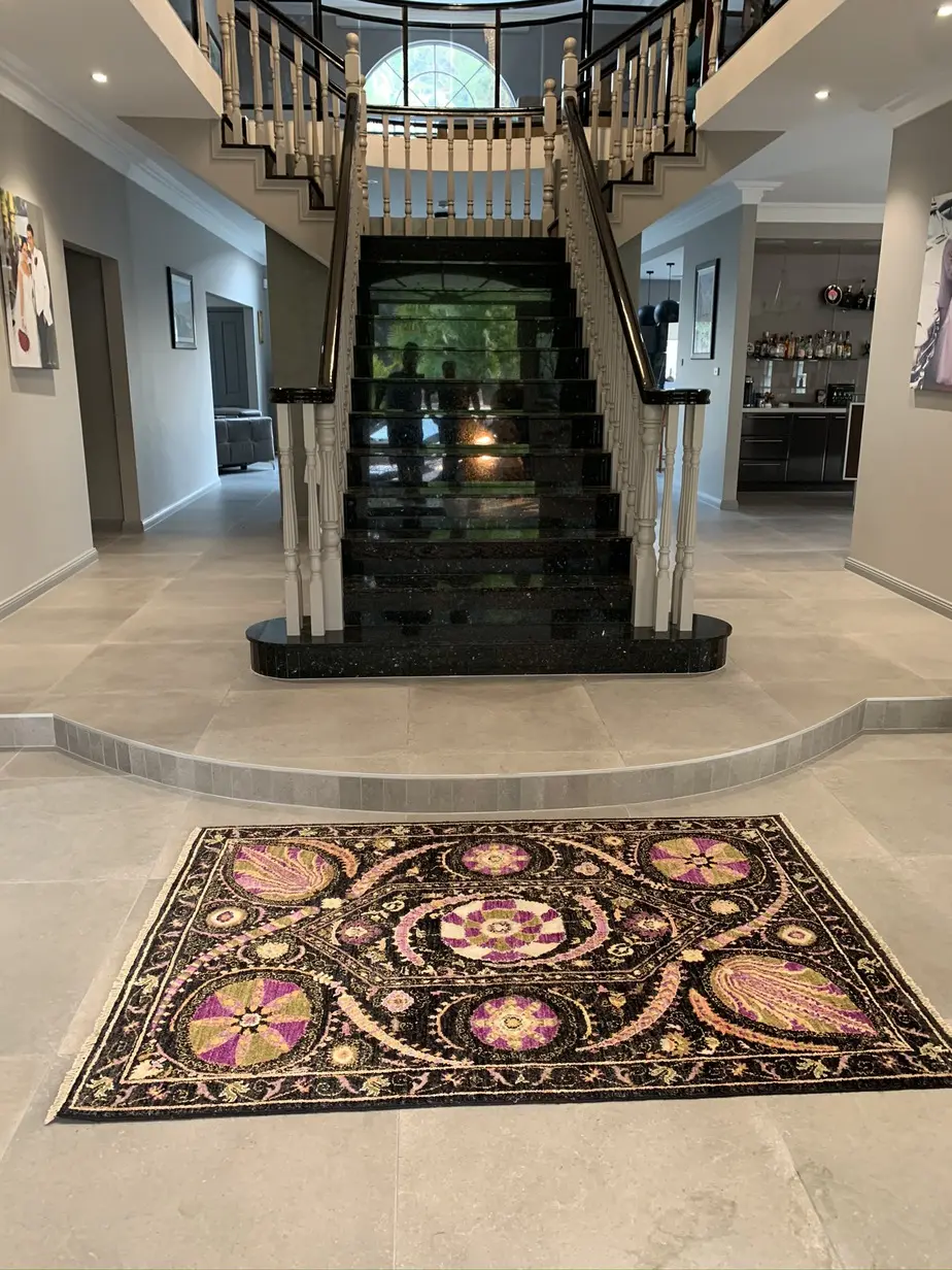 Sarabi's Home Rug Viewings