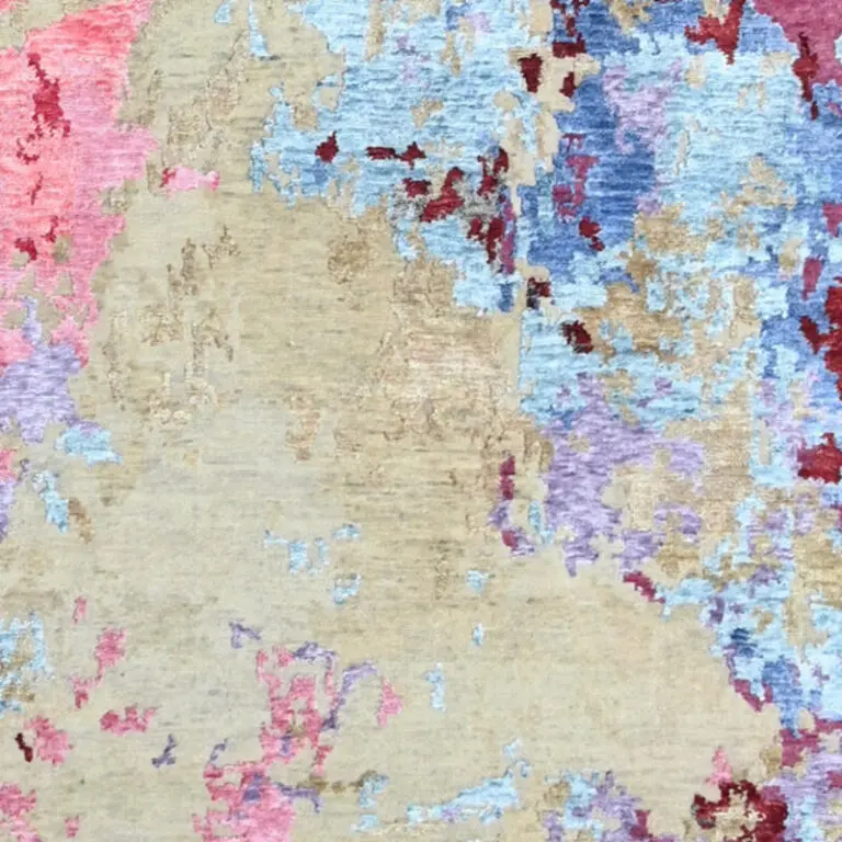 Bougainvillea Rug, pink abstract rug, close-up of the hand knotted pile, detail 3